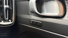 Volvo XC40 2.0 B4P Plus Dark 5dr Auto Petrol Estate